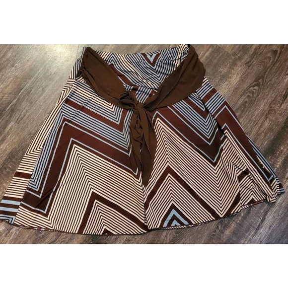 𝅺JULIE'S Closet Geometric Pull-on Y2K Front Tie Brown Blue knee length Skirt - Picture 1 of 2